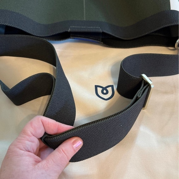 SOLD🦚🦚 - Picture 6 of 12